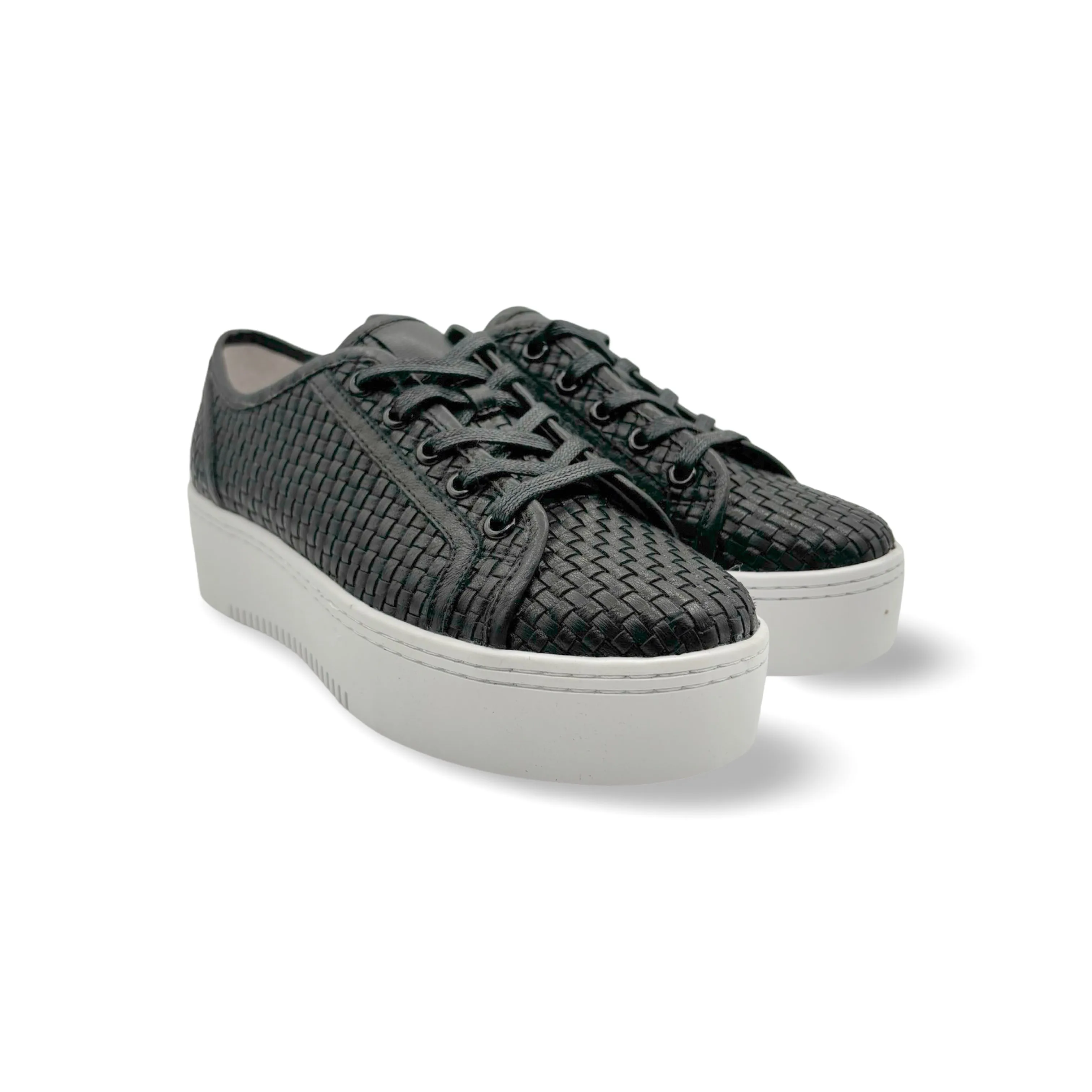 Ellie Black Sneaker