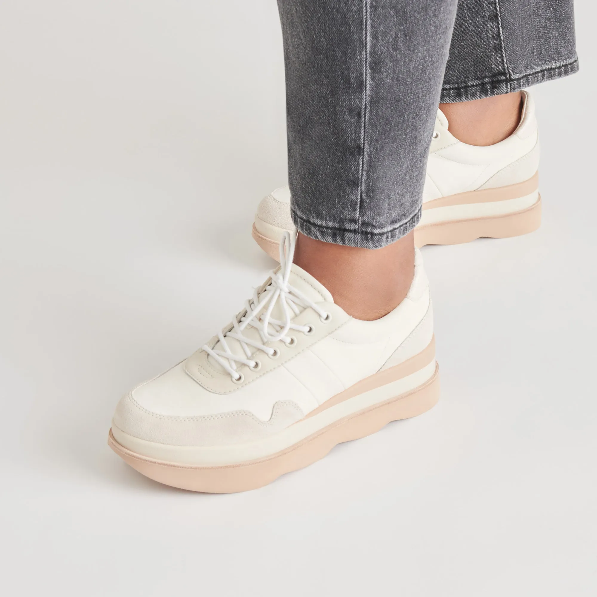 JAYNE SNEAKERS IVORY NUBUCK