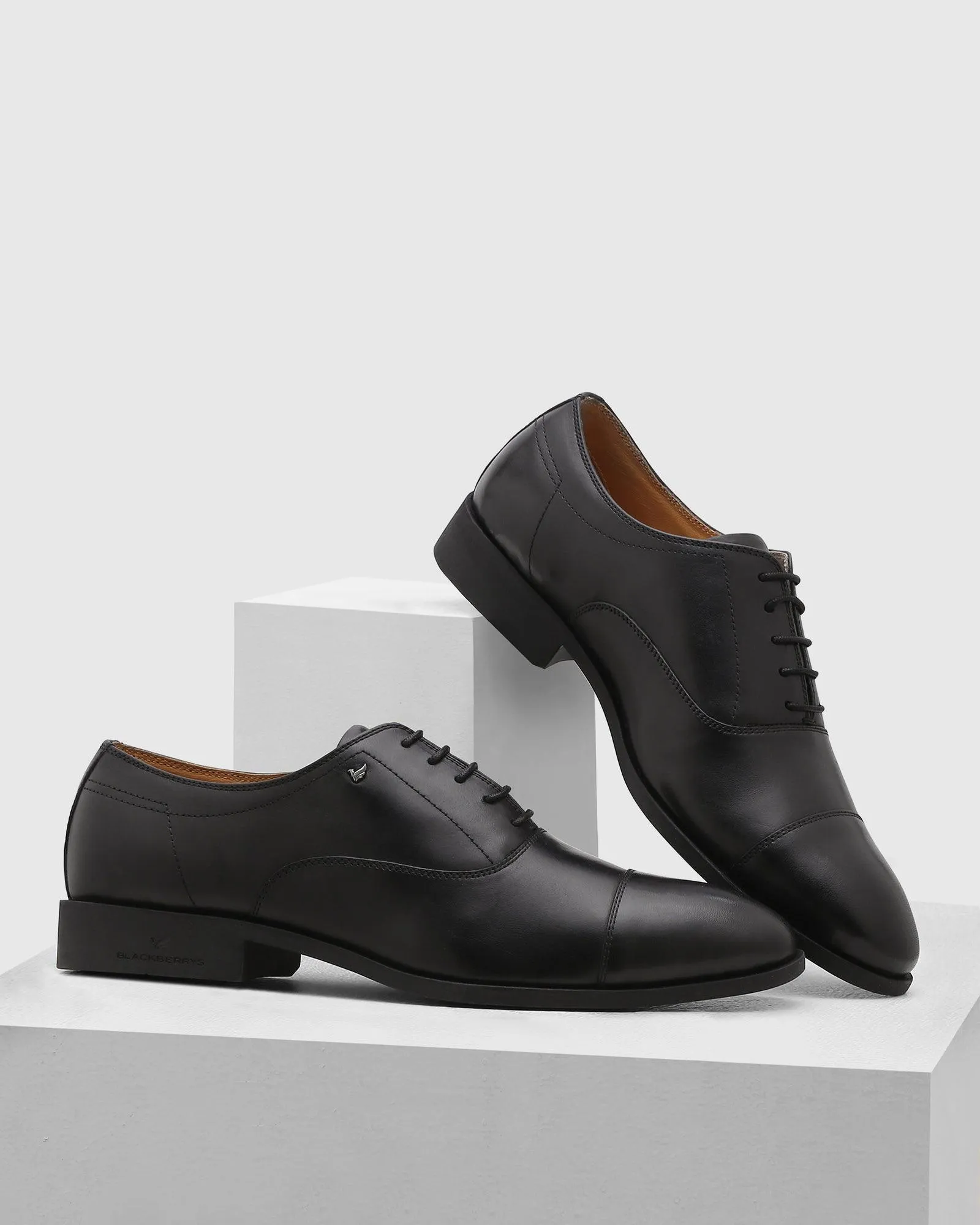 Leather Black Solid Oxford Shoes - Qoila