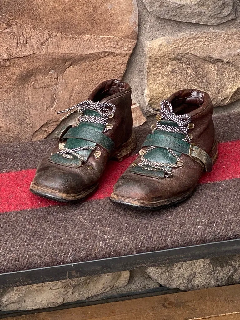 Leather Ski Boots with Green Tongue