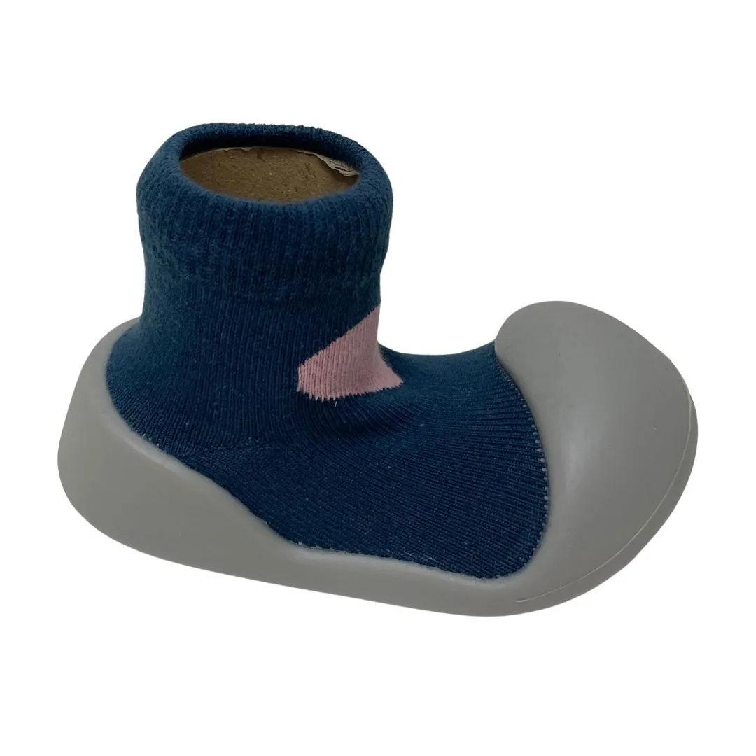 Little Eaton Rubber Soled Socks Navy/pink heart