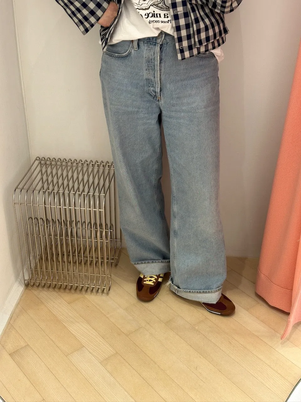 Low Slung Baggy Jeans void