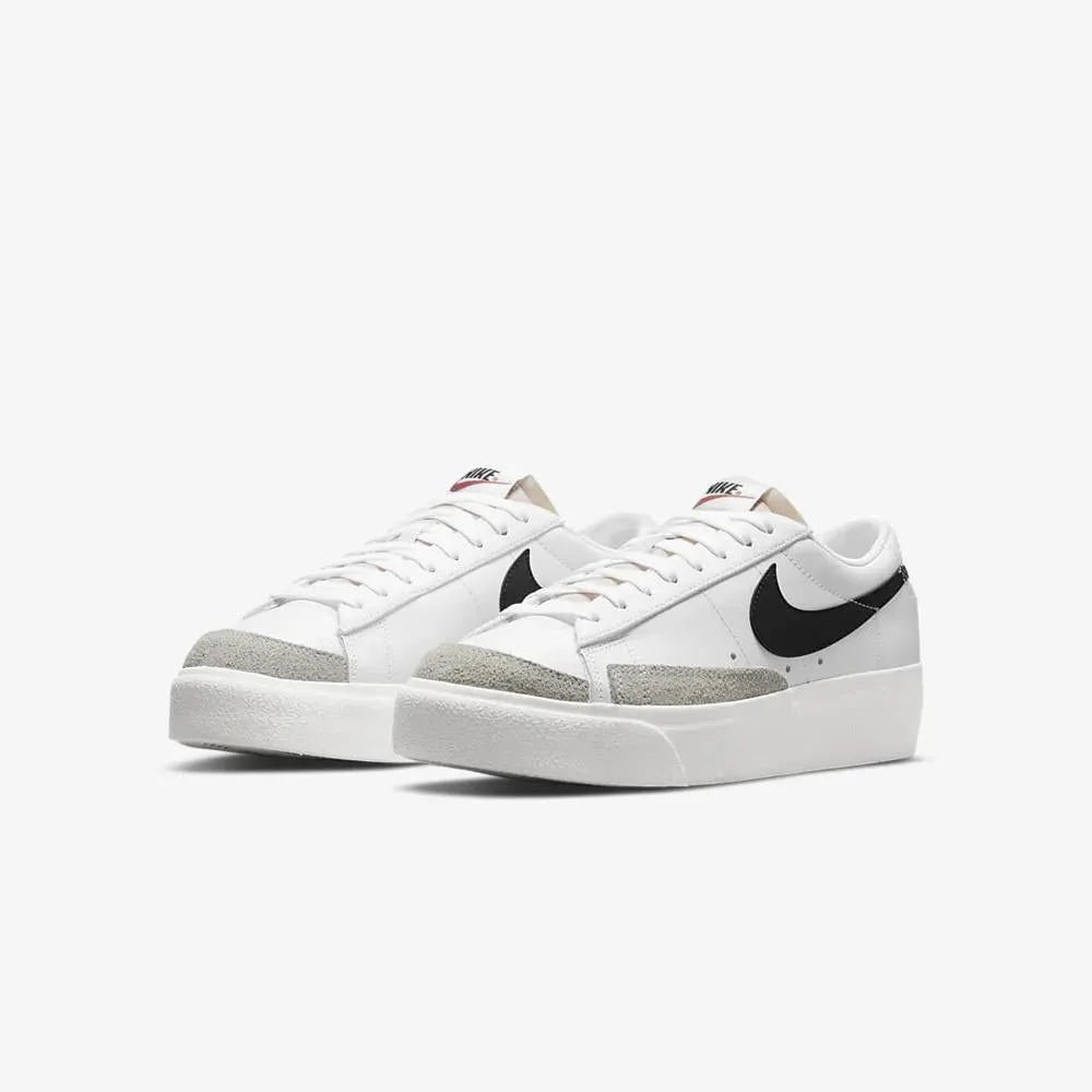 Nike - Sneakers Blazer Low Platform - Blanc - Femme