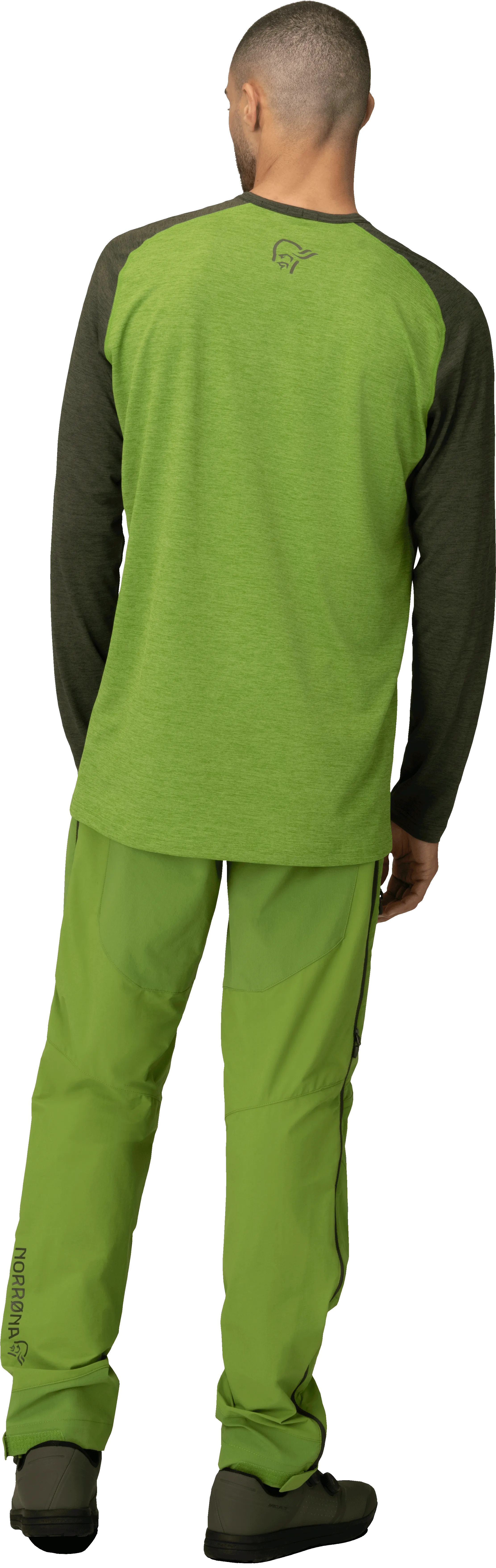 Norrøna Men&#x27;s Fjørå Equaliser Lightweight Long Sleeve Norrona Green | Buy Norrøna Men&#x27;s Fjørå Equaliser Lightweight Long Sleeve Norrona Green here | Outnorth