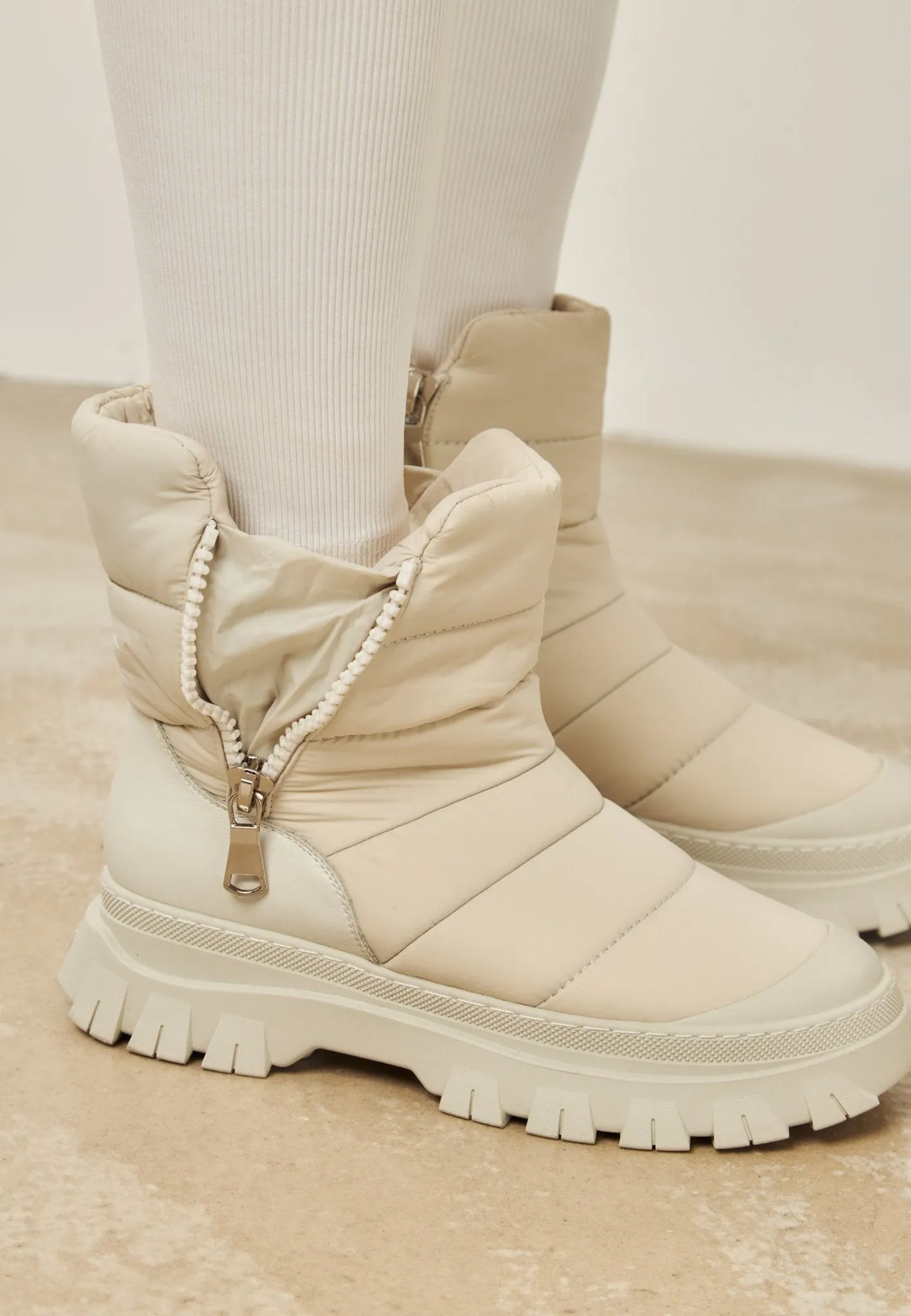 Platform Winter Boots - Beige