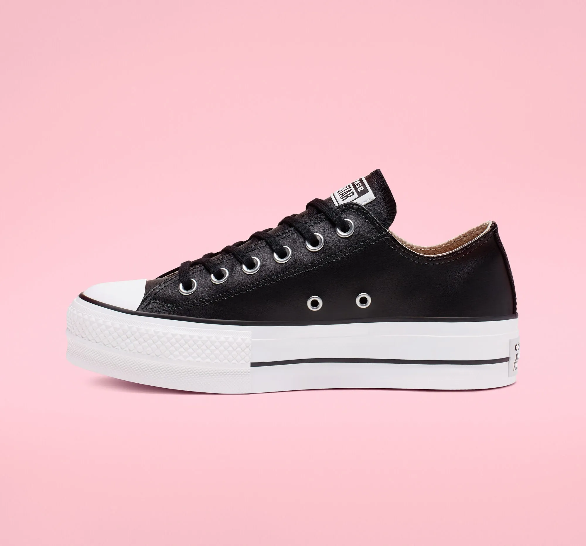 SCARPE CHUCK TAYLOR PLATFORM LOW