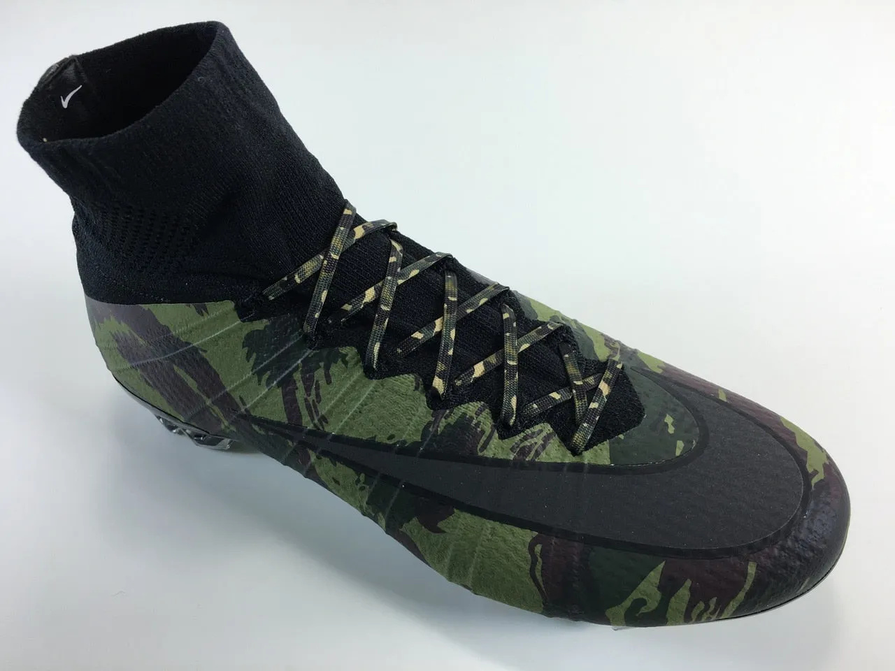 SR4U Laces Green Camo