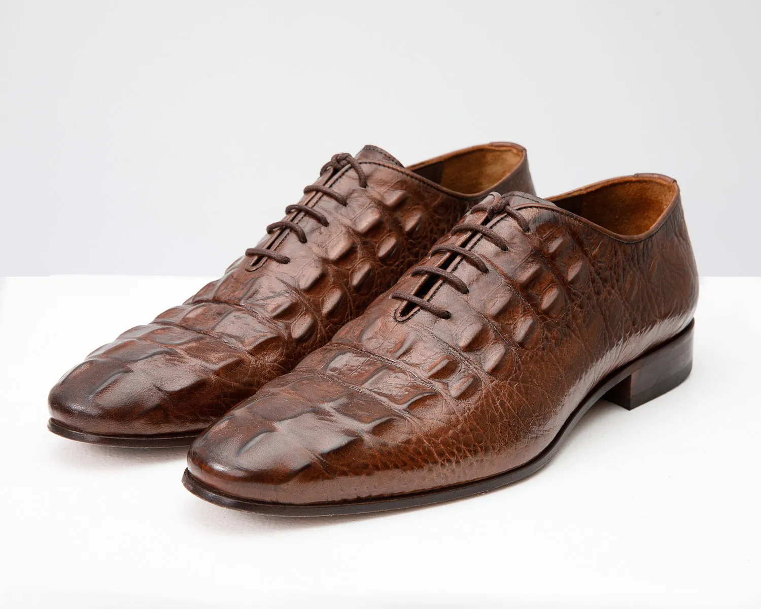 The Randor Brown Leather Oxford Men Shoe