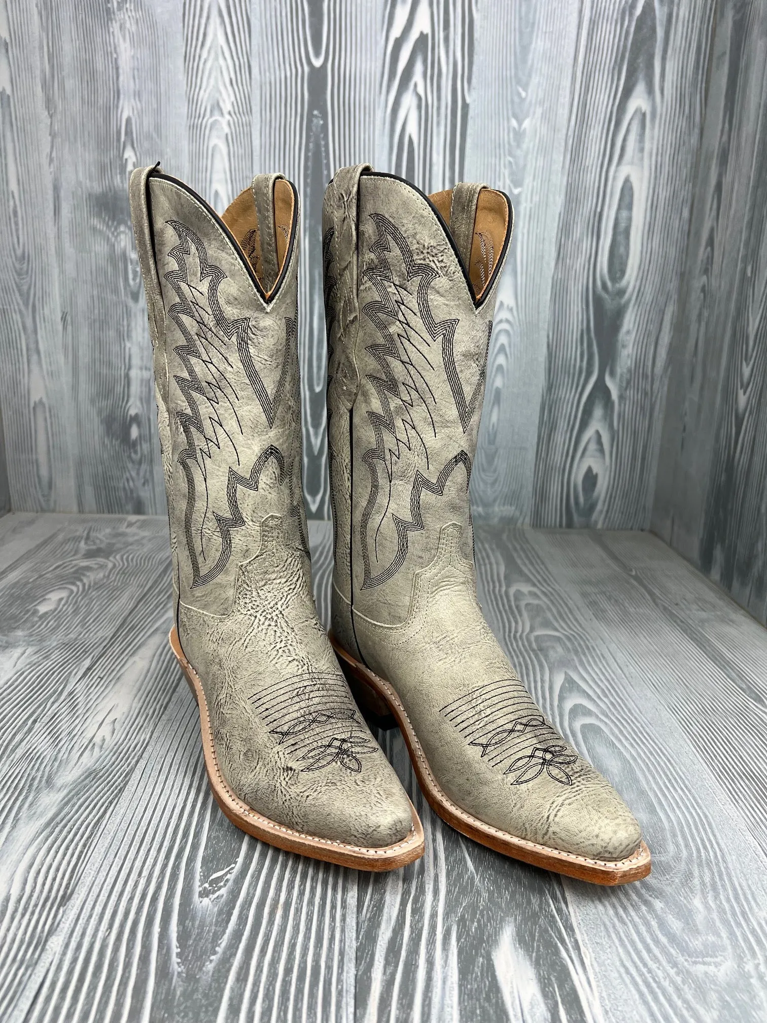 Woman's Old West Lt. Gray Snip Toe Western Boot - LF1643