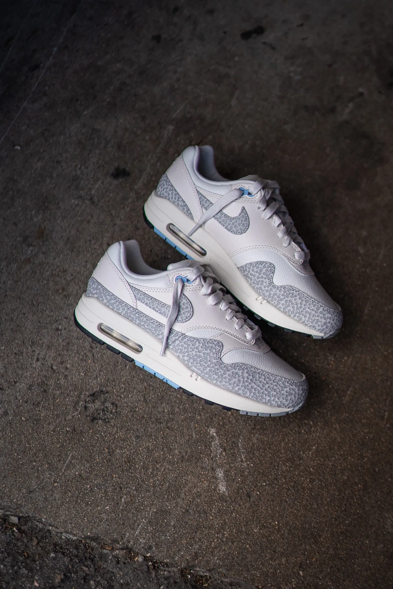 Women Nike Air Max 1 Safari (Phantom Sail)